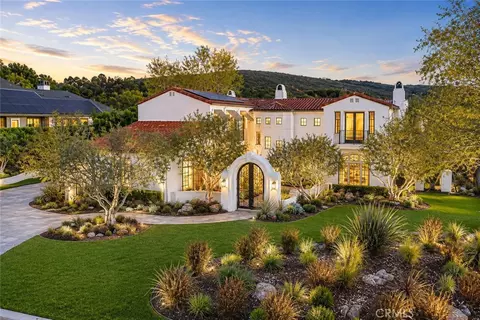 2 Havenhurst Dr, Coto De Caza, CA 92679