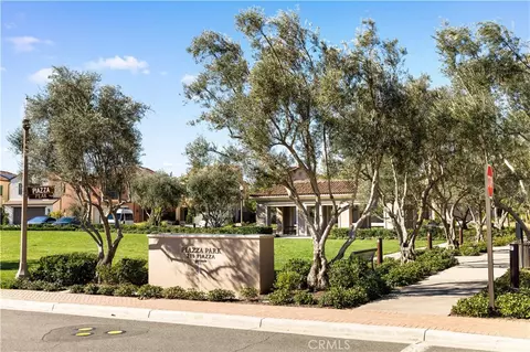 Exterior - 217 Piazza, Irvine, CA 92602 photo 6 of 8