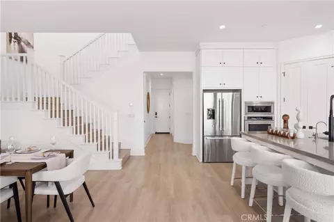 Entry Way - 217 Piazza, Irvine, CA 92602 photo 6 of 10