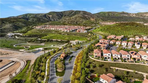 View/Area - 217 Piazza, Irvine, CA 92602 photo 3 of 11
