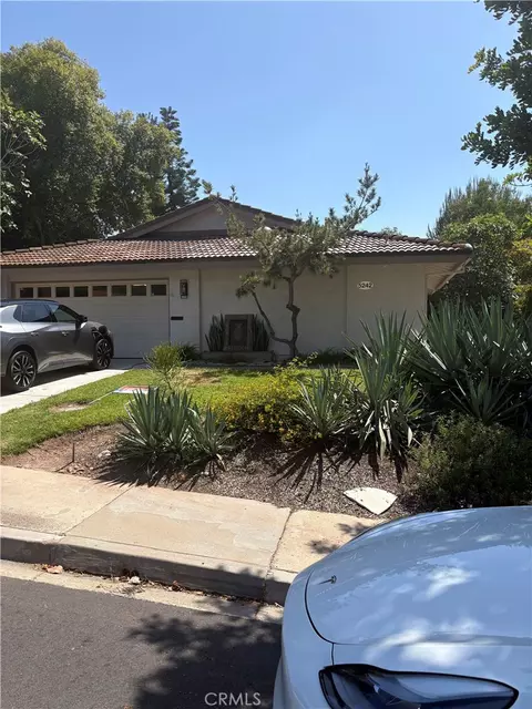 5242 Despacio, Laguna Woods, CA 92637