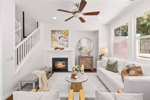 40 Trailing Vine, Irvine, CA 92602