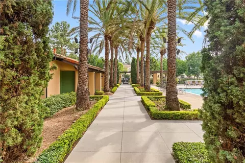 Exterior - 76 Trailing Vine, Irvine, CA 92602 photo 7 of 11