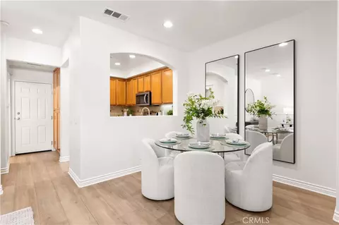 Dining - 76 Trailing Vine, Irvine, CA 92602 photo 3 of 3