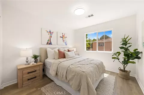 Bedroom - 76 Trailing Vine, Irvine, CA 92602 photo 4 of 7