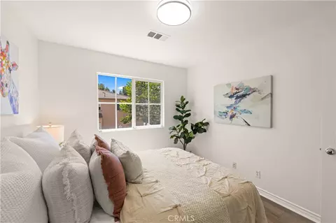 Bedroom - 76 Trailing Vine, Irvine, CA 92602 photo 5 of 7
