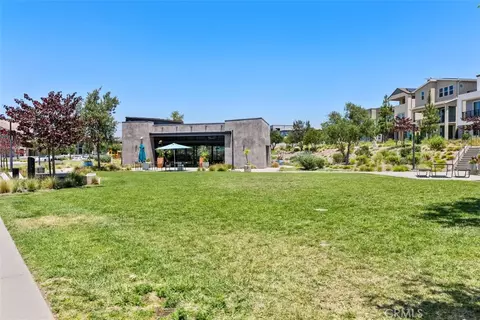 Exterior - 121 Bosal, Irvine, CA 92618 photo 8 of 10