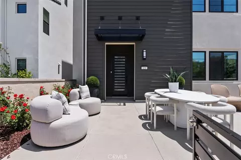 Exterior - 121 Bosal, Irvine, CA 92618 photo 2 of 10