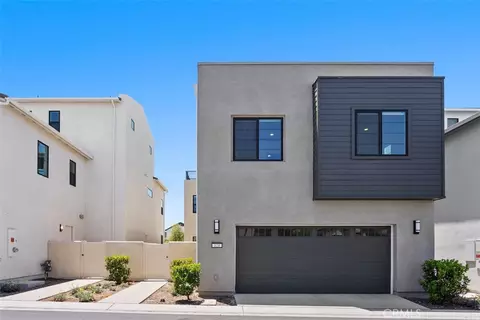 Exterior - 121 Bosal, Irvine, CA 92618 photo 5 of 10