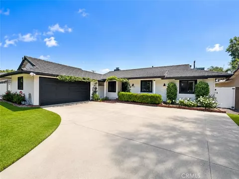 13352 Fairmont Way, North Tustin, CA 92705