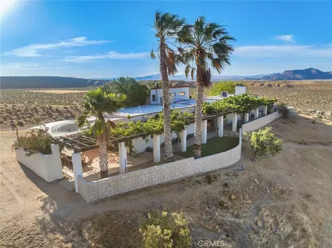 25275 Ocotillo, Apple Valley, CA 92308