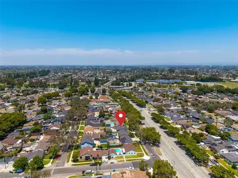 View/Area - 3819 N Studebaker Rd, Long Beach, CA 90808 photo 4 of 10