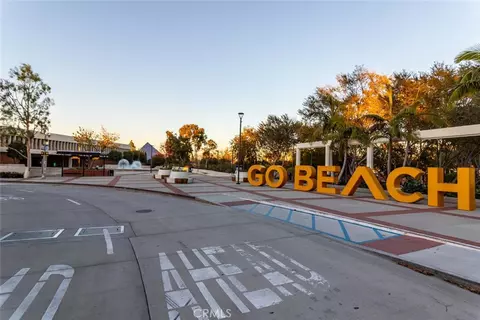 Exterior - 3819 N Studebaker Rd, Long Beach, CA 90808 photo 10 of 13
