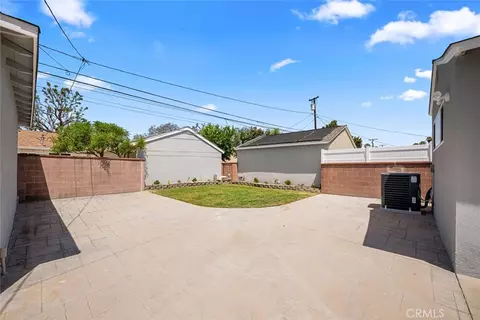 Exterior - 3819 N Studebaker Rd, Long Beach, CA 90808 photo 5 of 13