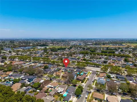View/Area - 3819 N Studebaker Rd, Long Beach, CA 90808 photo 3 of 10