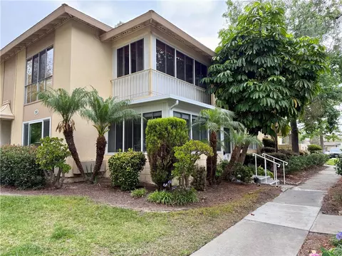 212 Avenida Majorca #D, Laguna Woods, CA 92637