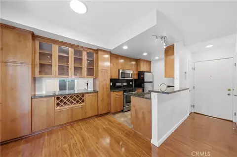 1554 N Hobart #2, Los Angeles, CA 90027