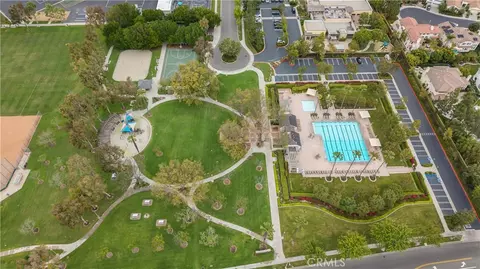 View/Area - 8 N Bayleaf, Irvine, CA 92620 photo 4 of 5