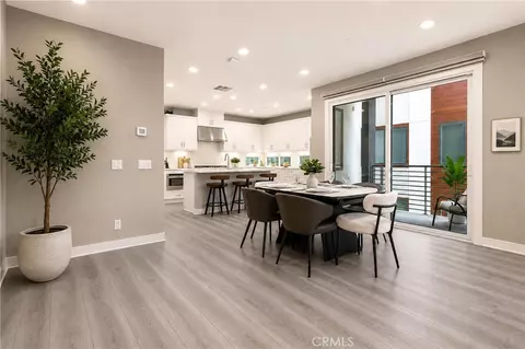 Dining - 253 Waypoint, Tustin, CA 92782 photo 1 of 4