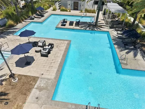Exterior - 253 Waypoint, Tustin, CA 92782 photo 2 of 2