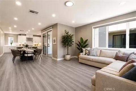Living - 253 Waypoint, Tustin, CA 92782 photo 2 of 3