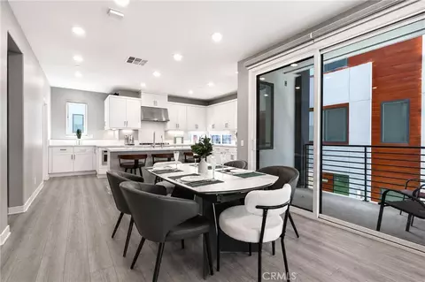 Dining - 253 Waypoint, Tustin, CA 92782 photo 3 of 4