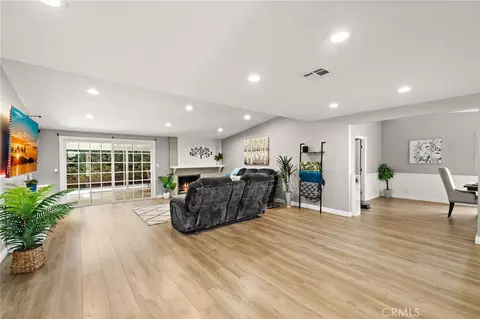 9206 La Colonia Ave, Fountain Valley, CA 92708