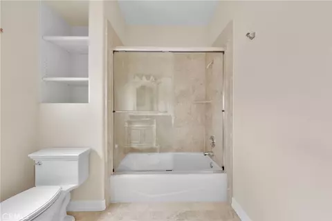 Bath - 3013 Olive Hl, Fallbrook, CA 92028 photo 8 of 9