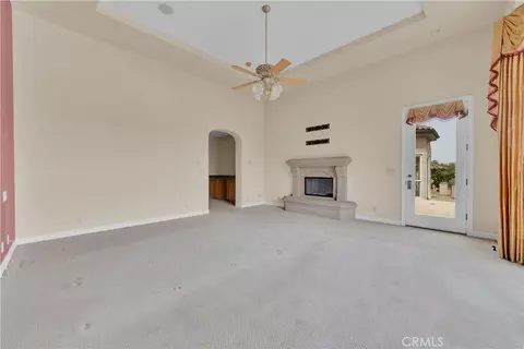 Living - 3013 Olive Hl, Fallbrook, CA 92028 photo 9 of 10
