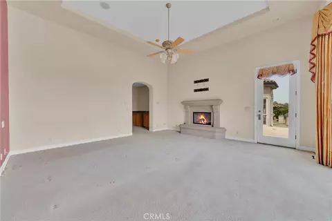 Living - 3013 Olive Hl, Fallbrook, CA 92028 photo 10 of 10