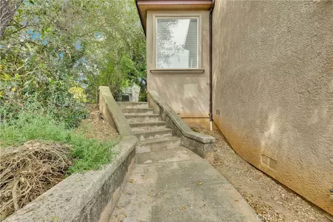 Exterior - 3013 Olive Hl, Fallbrook, CA 92028 photo 13 of 14