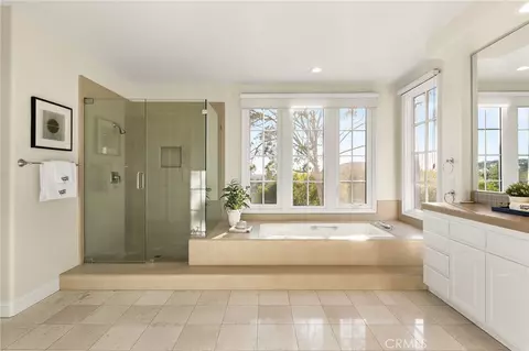 Bath - 5 Chester, Irvine, CA 92603 photo 3 of 7
