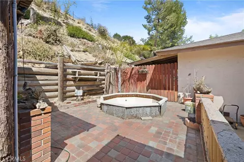 Exterior - 11246 Denivelle, Tujunga, CA 91042 photo 11 of 17