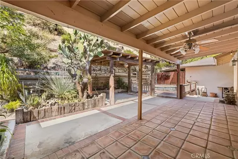 Exterior - 11246 Denivelle, Tujunga, CA 91042 photo 10 of 17