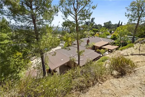 Exterior - 11246 Denivelle, Tujunga, CA 91042 photo 16 of 17