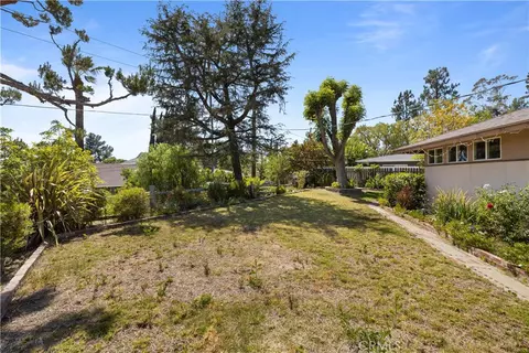 Exterior - 11246 Denivelle, Tujunga, CA 91042 photo 5 of 17