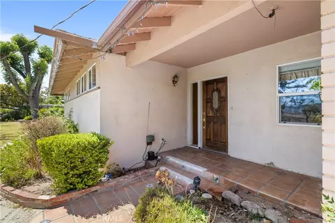 Exterior - 11246 Denivelle, Tujunga, CA 91042 photo 8 of 17
