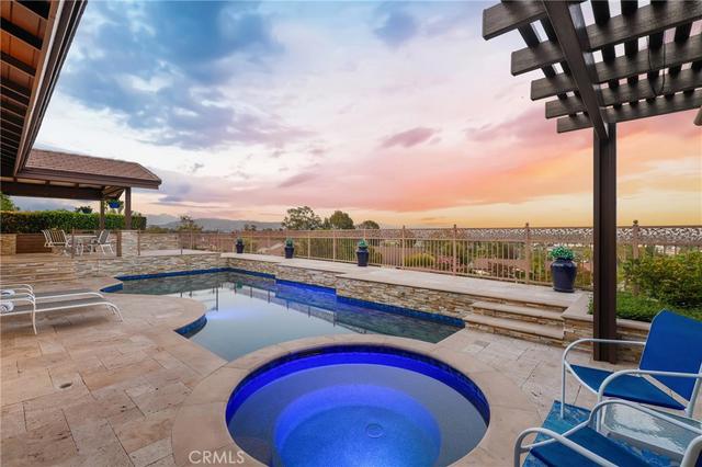 2142 Hilltop Ct, Fullerton, CA 92831