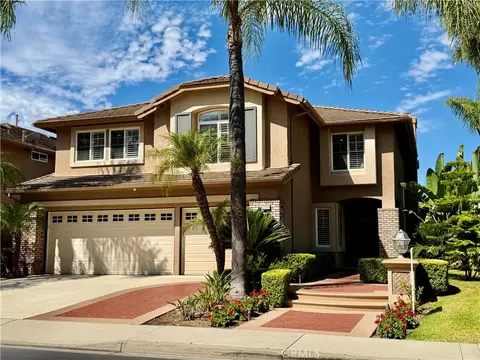 22661 Teakwood, Mission Viejo, CA 92692