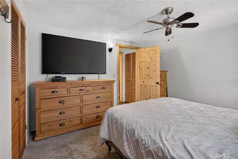 Bedroom - 25151 Wrightwood, Idyllwild, CA 92549 photo 3 of 5