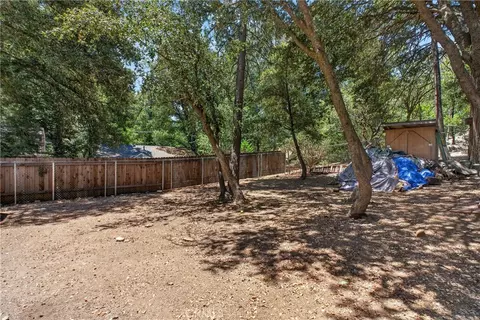 Exterior - 25151 Wrightwood, Idyllwild, CA 92549 photo 5 of 6
