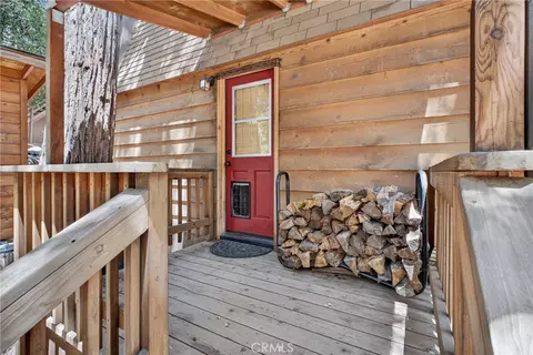 Exterior - 25151 Wrightwood, Idyllwild, CA 92549 photo 4 of 6