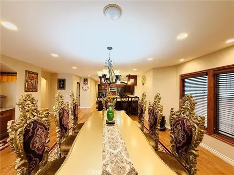 Dining - 116 Termino, Long Beach, CA 90803 photo 2 of 2