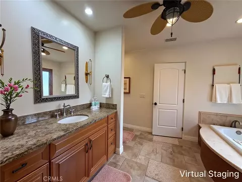 Bath - 116 Termino, Long Beach, CA 90803 photo 3 of 5