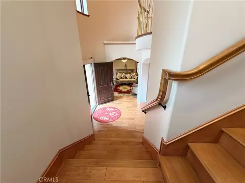 Entry Way - 116 Termino, Long Beach, CA 90803 photo 4 of 11