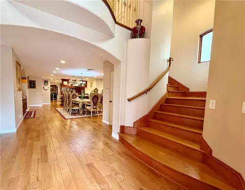 Entry Way - 116 Termino, Long Beach, CA 90803 photo 5 of 11