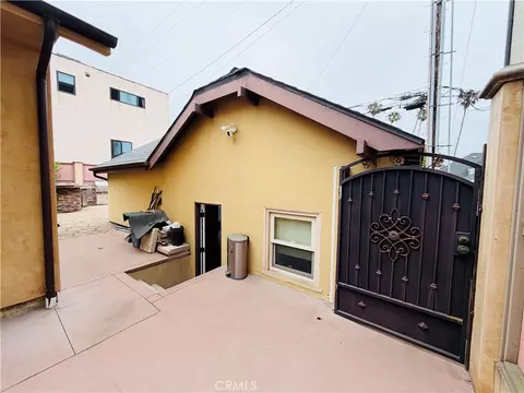 Exterior - 116 Termino, Long Beach, CA 90803 photo 11 of 22