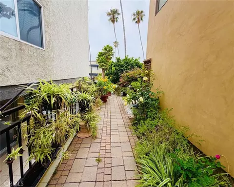 Exterior - 116 Termino, Long Beach, CA 90803 photo 8 of 22