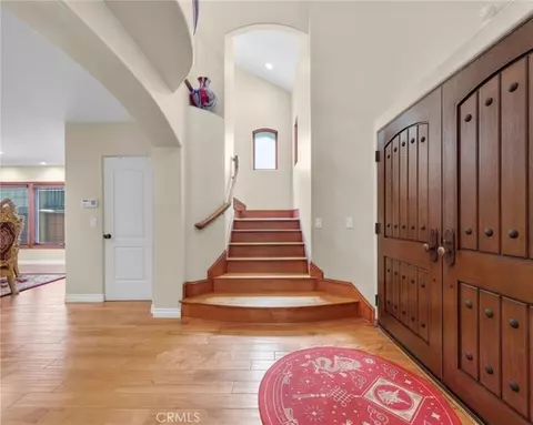 Entry Way - 116 Termino, Long Beach, CA 90803 photo 2 of 11