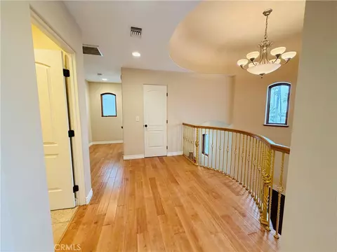 Entry Way - 116 Termino, Long Beach, CA 90803 photo 7 of 11